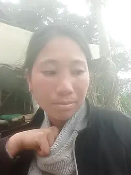 onezezz online show from December 18, 2025, 6:52 am