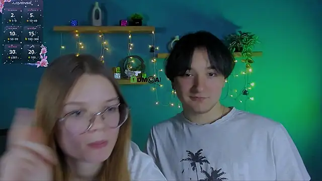 Snapshot of caroline_eclipse chatting on December 22, 2025, 10:01 am caroline eclipse online show from December 22, 2025, 10:01 am