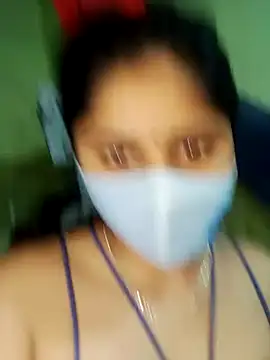 Cuple masti72 online show from May 6, 2026, 5:18 pm
