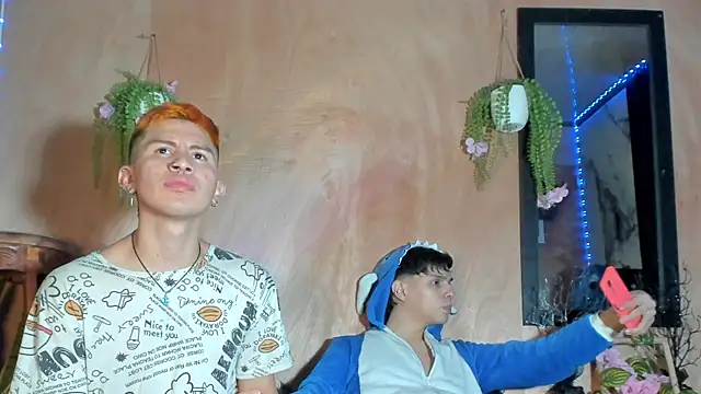 DeeQuinn Blaze online show from December 19, 2025, 8:27 pm