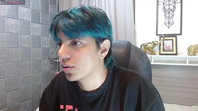 CodyTaylor  online show from December 14, 2025, 12:32 pm