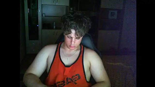 GymGuy0505 online show from May 27, 2026, 9:56 pm