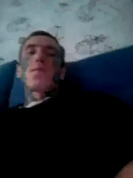 VERLIEBER11 online show from December 17, 2025, 10:10 am