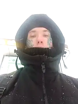 VERLIEBER11 online show from December 21, 2025, 10:00 am