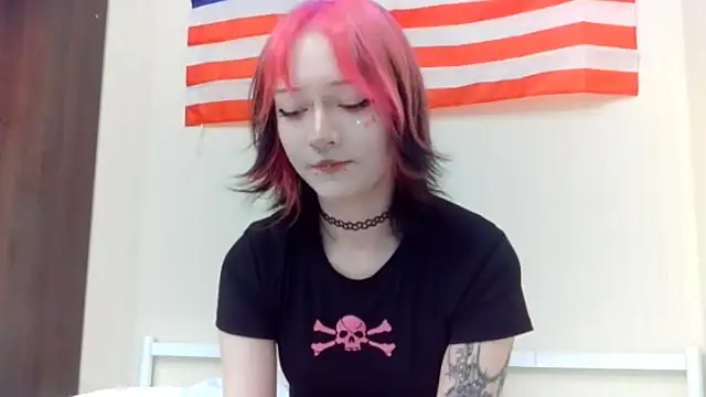 Shine Luna online show from February 23, 2026, 7:22 pm