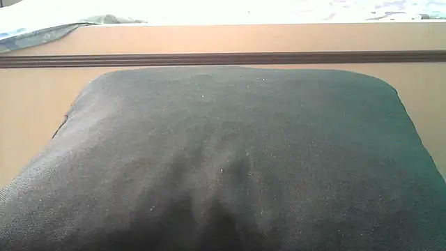 milfstress online show from May 11, 2026, 5:24 am