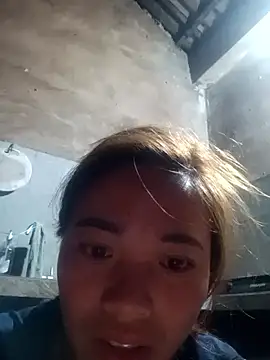 Snapshot of little-effy chatting on March 2, 2026, 10:27 pm little-effy online show from March 2, 2026, 10:27 pm