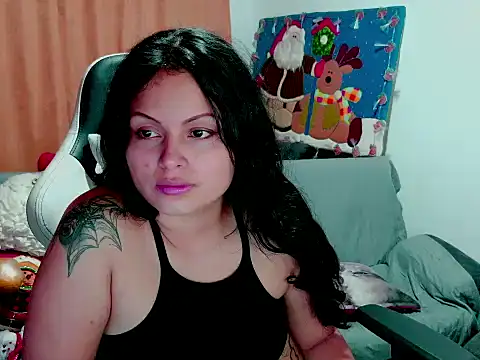 milk hot mafe online show from December 14, 2025, 3:45 am