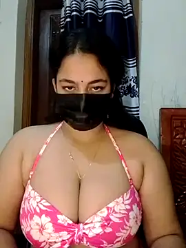 nosrat014 online show from July 27, 2026, 9:22 pm