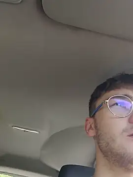 Max69690 online show from May 27, 2026, 6:43 am