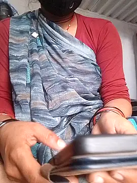 Aaisha 01 online show from February 13, 2026, 9:49 am