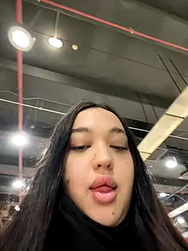 Snapshot of Bright-Flash chatting on December 16, 2025, 1:27 pm Bright-Flash online show from December 16, 2025, 1:27 pm