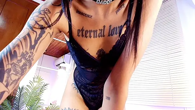 emily burton18 online show from February 11, 2026, 12:10 pm