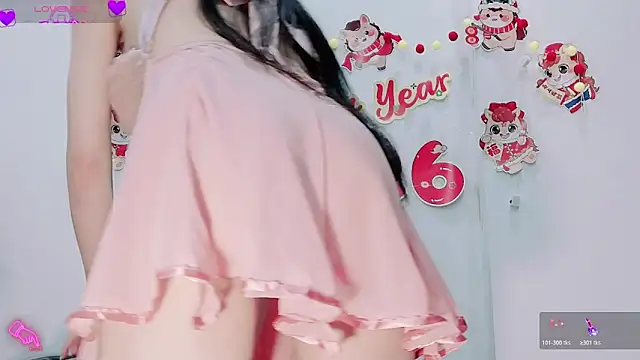 mia eeeee online show from March 30, 2026, 1:56 pm