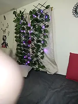 Juli castillo1 online show from January 7, 2026, 4:20 pm