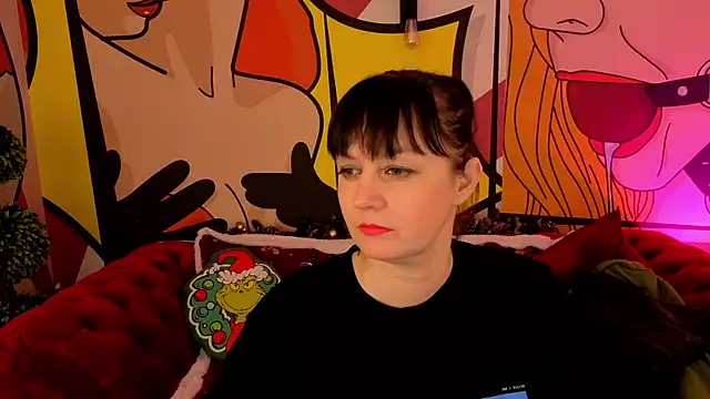 MariStorm online show from December 17, 2025, 2:23 pm