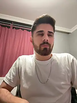 berke3424 online show from April 4, 2026, 10:18 pm