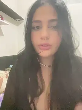 pudizinhaa  online show from March 3, 2026, 3:23 am