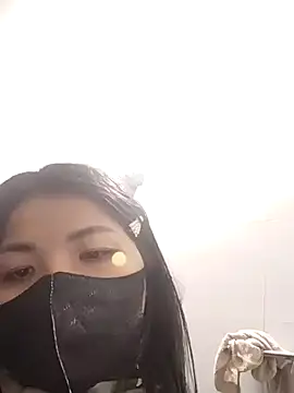 Thikshow2k online show from December 14, 2025, 12:54 pm