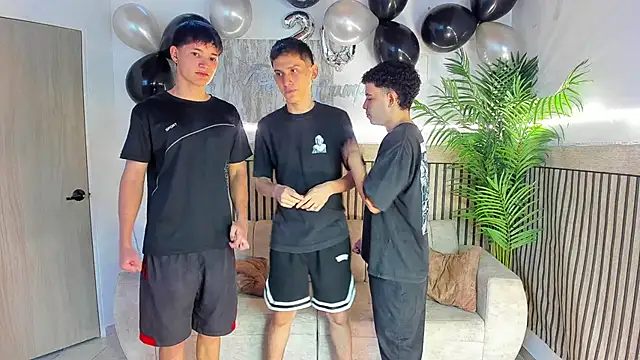 Just4life242 online show from December 13, 2025, 9:31 pm