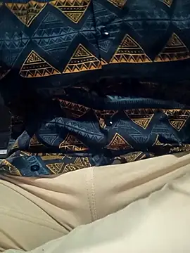 teena-11 online show from December 17, 2025, 1:22 am