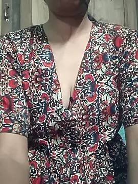 teena-11 online show from December 18, 2025, 12:38 am