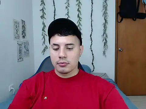 ENZO444  online show from December 18, 2025, 5:24 am