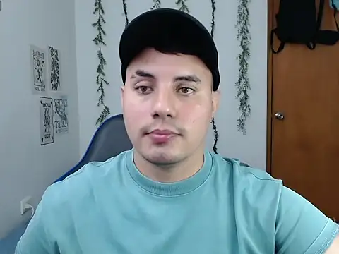 ENZO444  online show from December 19, 2025, 4:41 am