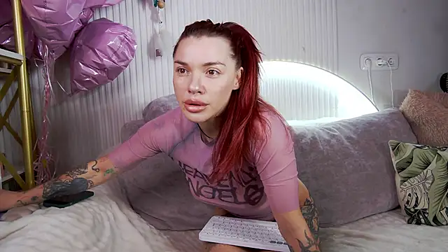 BarbieBarbara online show from March 19, 2026, 1:59 pm