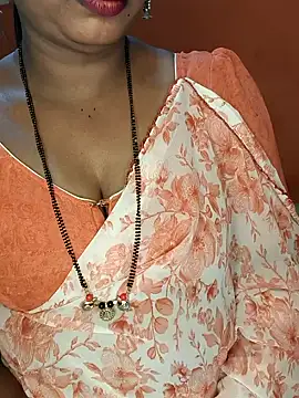 Snapshot of Rachu_love chatting on April 29, 2026, 5:30 pm Rachu love online show from April 29, 2026, 5:30 pm