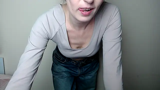 LiaSeass  online show from March 17, 2026, 12:52 pm