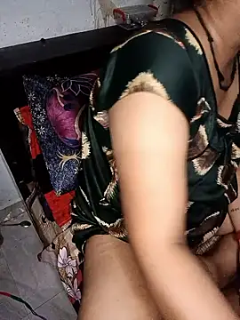 Snapshot of Desi_bhabhi299 chatting on April 19, 2026, 5:45 pm Desi bhabhi299 online show from April 19, 2026, 5:45 pm
