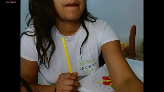 NovahPerotti online show from July 18, 2026, 11:52 pm