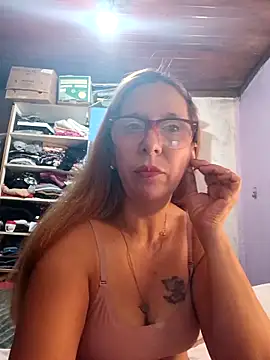 Snapshot of cari75 chatting on April 19, 2026, 4:01 am cari75 online show from April 19, 2026, 4:01 am
