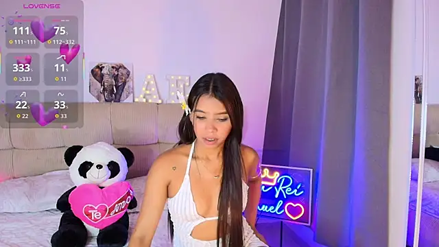 Snapshot of Ana_herrera chatting on May 15, 2026, 11:28 am Ana herrera online show from May 15, 2026, 11:28 am