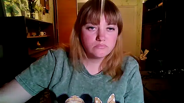 swett girll online show from March 13, 2026, 7:20 pm