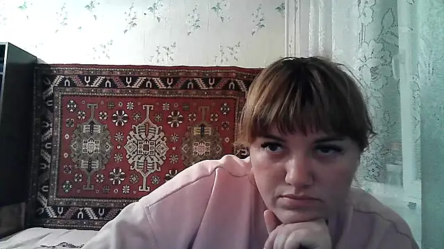 Snapshot of swett_girll chatting on April 18, 2026, 6:01 pm swett girll online show from April 18, 2026, 6:01 pm