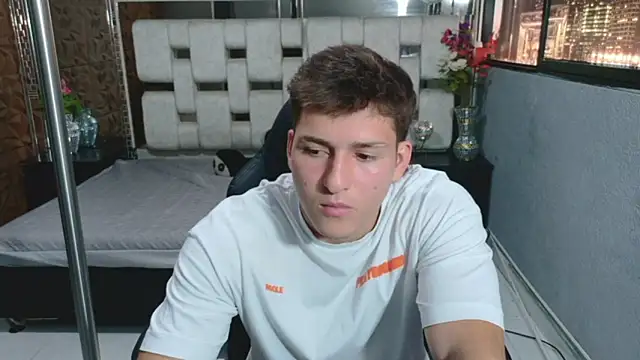 Marcus Fits online show from December 15, 2025, 7:07 pm