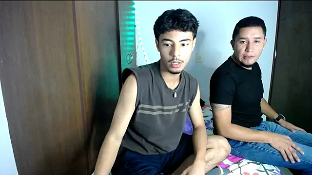 Snapshot of top_jax1 chatting on January 10, 2026, 4:14 am top jax1 online show from January 10, 2026, 4:14 am