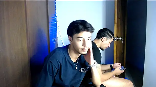 Snapshot of top_jax1 chatting on January 14, 2026, 4:51 am top jax1 online show from January 14, 2026, 4:51 am