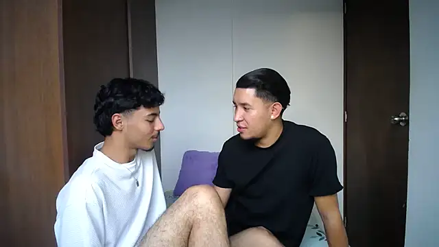 Snapshot of top_jax1 chatting on February 8, 2026, 10:57 pm top jax1 online show from February 8, 2026, 10:57 pm