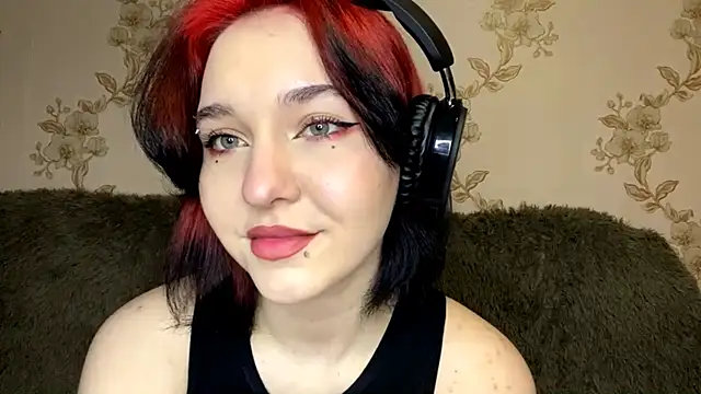 EmilyVeiro online show from January 10, 2026, 5:04 pm