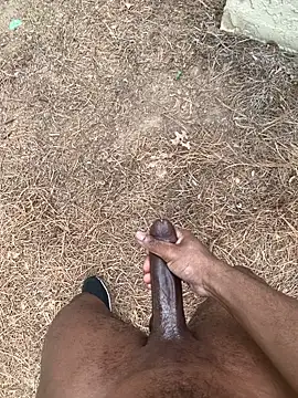 Snapshot of PublicBbc chatting on April 14, 2026, 7:09 pm PublicBbc online show from April 14, 2026, 7:09 pm