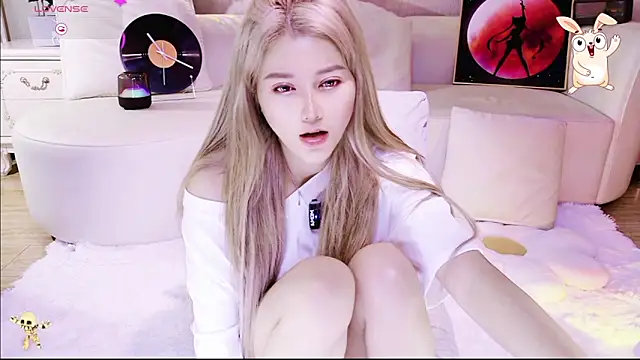 Snapshot of znsbsvdqw264 chatting on December 19, 2025, 4:19 am znsbsvdqw264 online show from December 19, 2025, 4:19 am