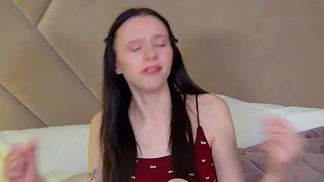 ArinaKubrick online show from January 16, 2026, 4:22 pm