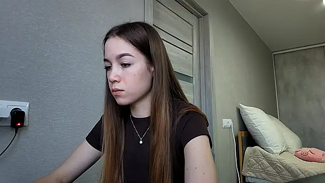 JiDzubak online show from December 17, 2025, 1:55 am