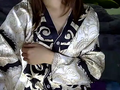 Chichi 86 online show from February 5, 2026, 4:00 pm