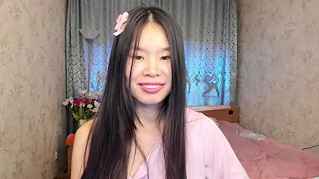 amiya cute online show from March 10, 2026, 6:13 pm