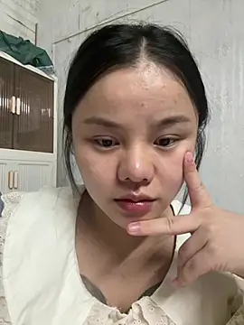leo-kitty online show from July 19, 2026, 4:11 pm
