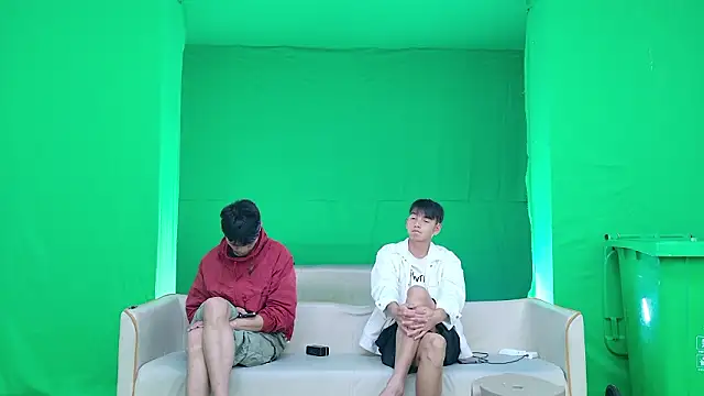 yujiannanpu online show from March 8, 2026, 7:34 am